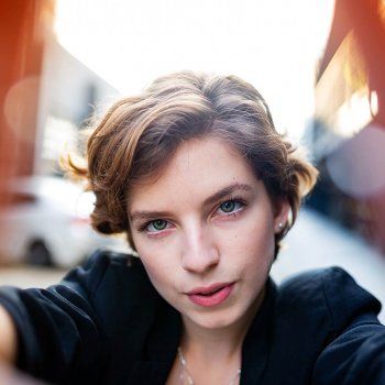 Lavar, cortar y peinar pelo corto